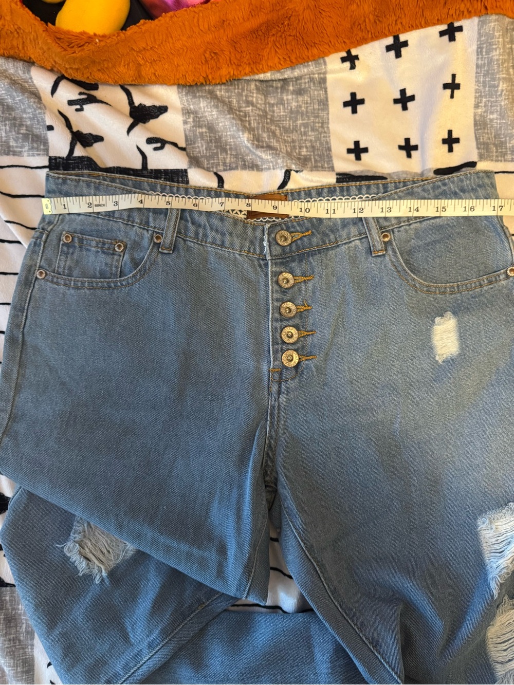 POL Button-Front Distressed Light Blue Women's Jeans NWOT - Picture 7 of 11